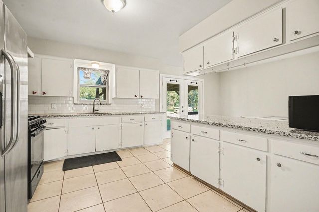 4802 Crosby Cedar Bayou Road, Baytown, TX 77521