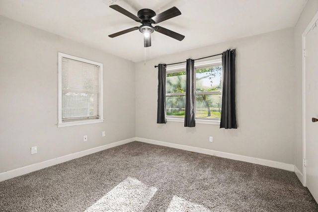 4802 Crosby Cedar Bayou Road, Baytown, TX 77521