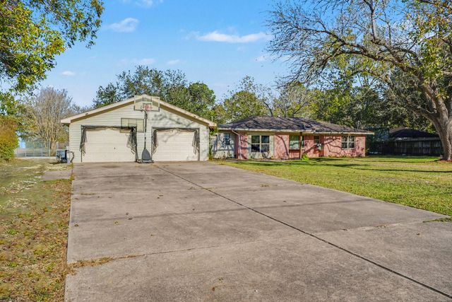 4802 Crosby Cedar Bayou Road, Baytown, TX 77521