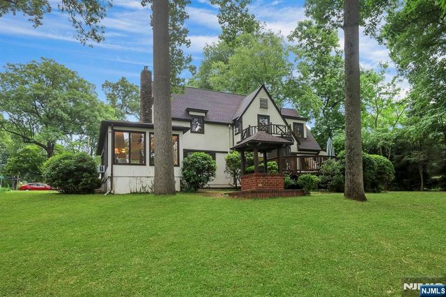 112 Goodwin Terrace, Westwood, NJ 07675