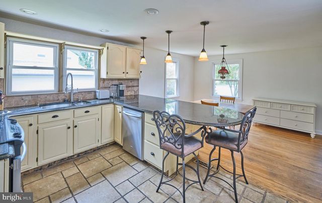 451 N MAIN ST, Chalfont, PA 18914