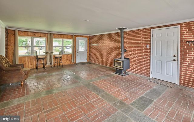 451 N MAIN ST, Chalfont, PA 18914