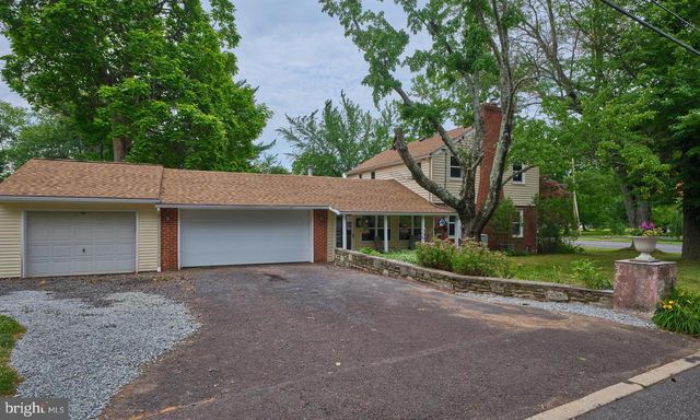 451 N MAIN ST, Chalfont, PA 18914