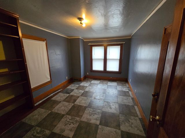 600 Cottage Street, Waterloo, IA 50703