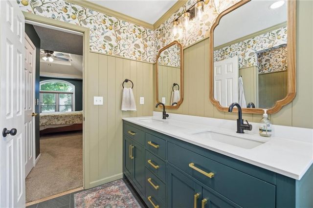3601 SW Fleming Drive, Blue Springs, MO 64015