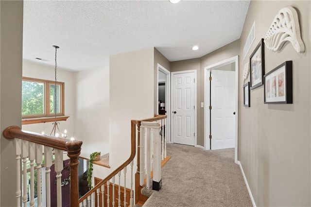 3601 SW Fleming Drive, Blue Springs, MO 64015