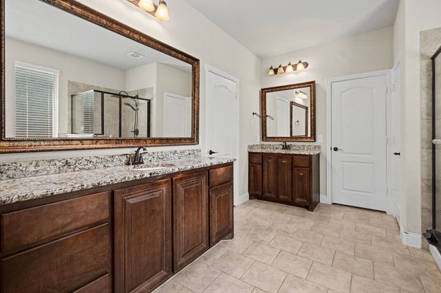 117 Providence Drive, Van Alstyne, TX 75495
