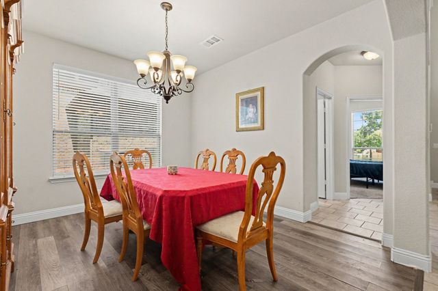 117 Providence Drive, Van Alstyne, TX 75495