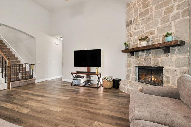 117 Providence Drive, Van Alstyne, TX 75495