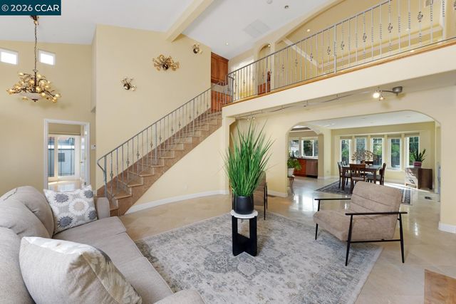 3139 Deerpark Dr, Walnut Creek, CA 94598