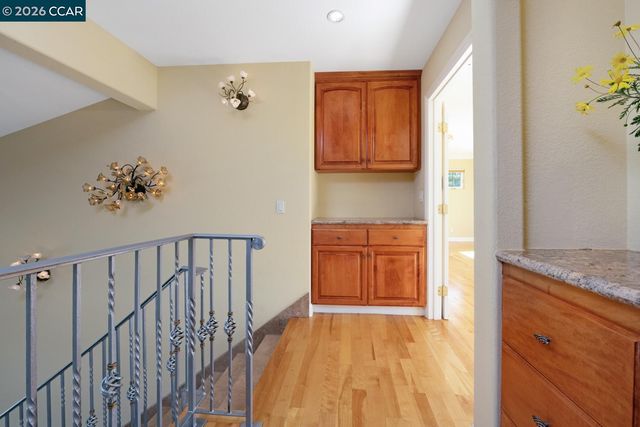 3139 Deerpark Dr, Walnut Creek, CA 94598