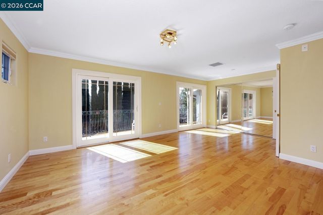 3139 Deerpark Dr, Walnut Creek, CA 94598