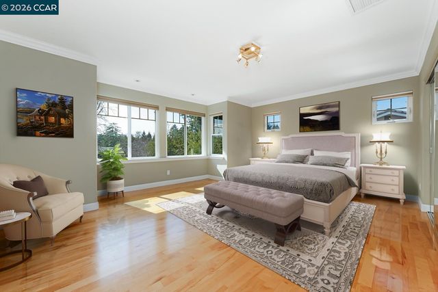 3139 Deerpark Dr, Walnut Creek, CA 94598