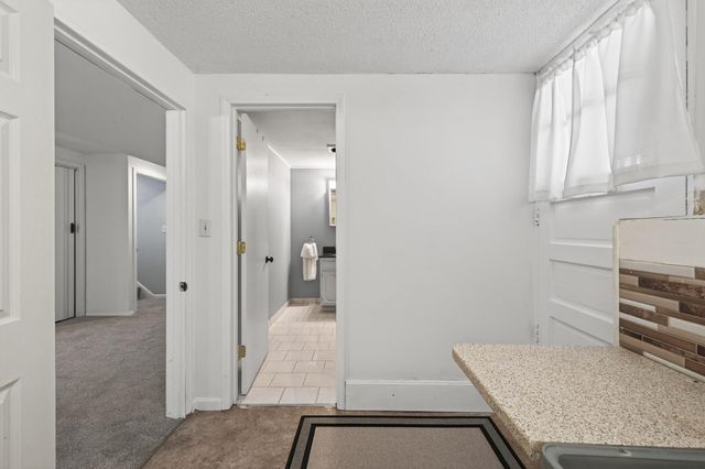 8657 Ironwood Trail N, Lake Elmo, MN 55042