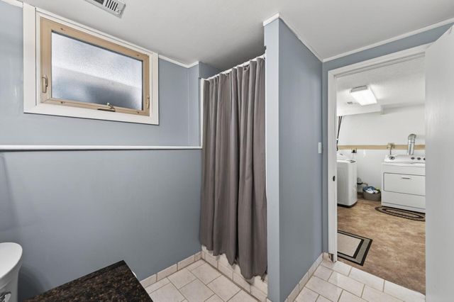 8657 Ironwood Trail N, Lake Elmo, MN 55042