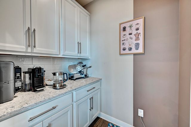 2488 Lillywood Way, Crescent Springs, KY 41017