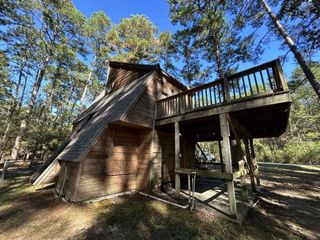 201 Creek Drive, Onalaska, TX 77360