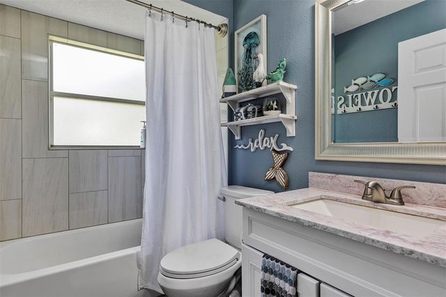 353 PLANTATION CLUB DRIVE, Debary, FL 32713
