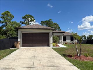3206 18th ST W, Lehigh Acres, FL 33971