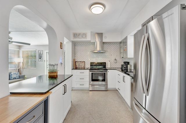 1246 Johnson Street, Hollywood, FL 33019