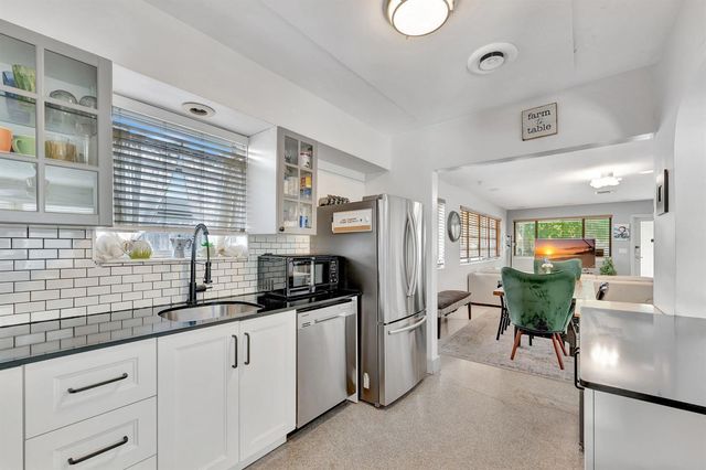 1246 Johnson Street, Hollywood, FL 33019