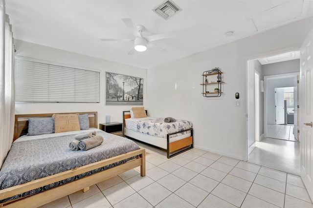1246 Johnson Street, Hollywood, FL 33019