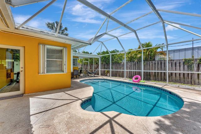 1246 Johnson Street, Hollywood, FL 33019