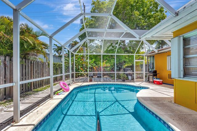 1246 Johnson Street, Hollywood, FL 33019