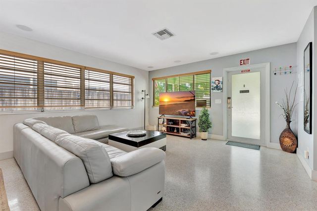 1246 Johnson Street, Hollywood, FL 33019