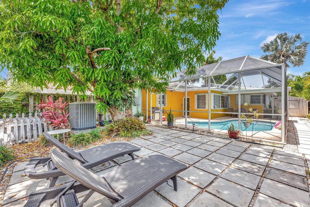 1246 Johnson Street, Hollywood, FL 33019