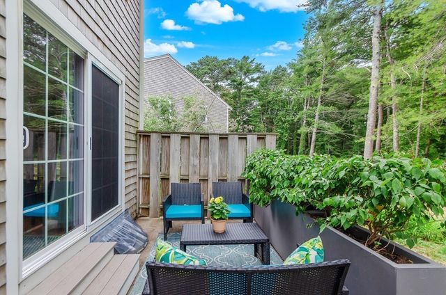 300 Falmouth Rd 12A, Mashpee, MA 02649