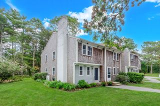 300 Falmouth Rd 12A, Mashpee, MA 02649