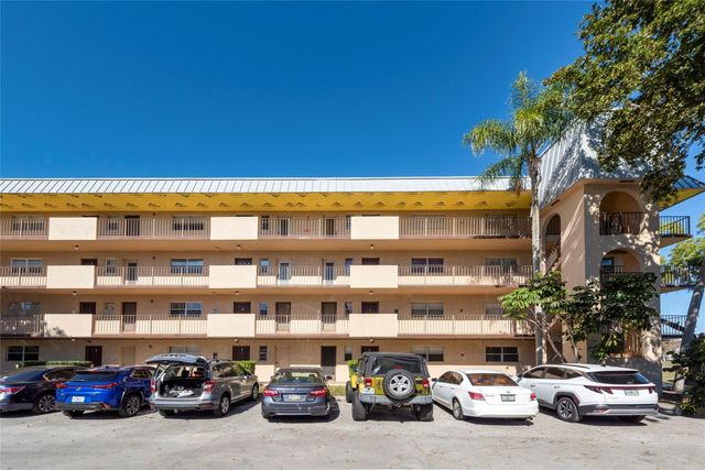 6101 N Falls Circle Drive 402, Lauderhill, FL 33319