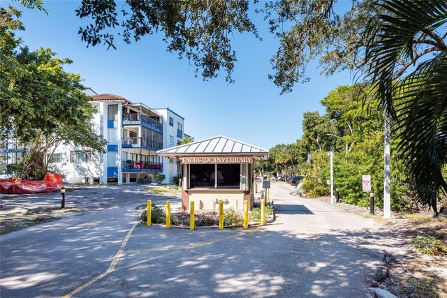 6101 N Falls Circle Drive 402, Lauderhill, FL 33319