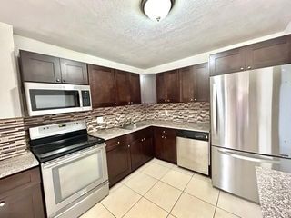 6101 N Falls Circle Drive 402, Lauderhill, FL 33319