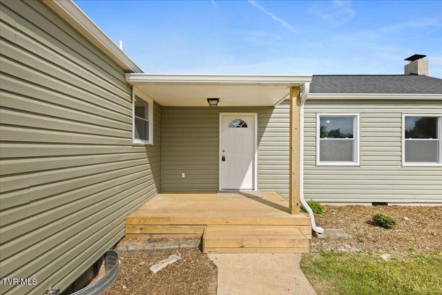 2286 Dave Buck Road, Johnson City, TN 37601