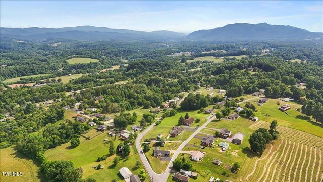 2286 Dave Buck Road, Johnson City, TN 37601