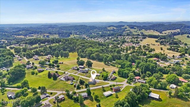 2286 Dave Buck Road, Johnson City, TN 37601