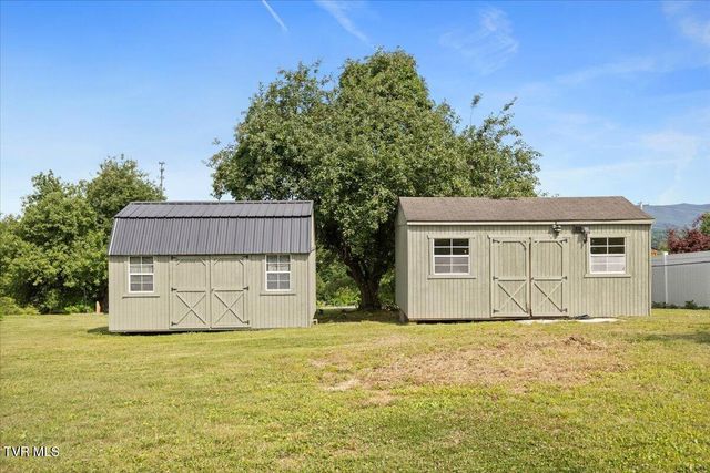2286 Dave Buck Road, Johnson City, TN 37601
