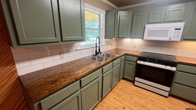 22712 Creekwood Dr., Flint, TX 75762