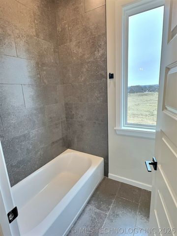 21670 E 112th Place S, Broken Arrow, OK 74014