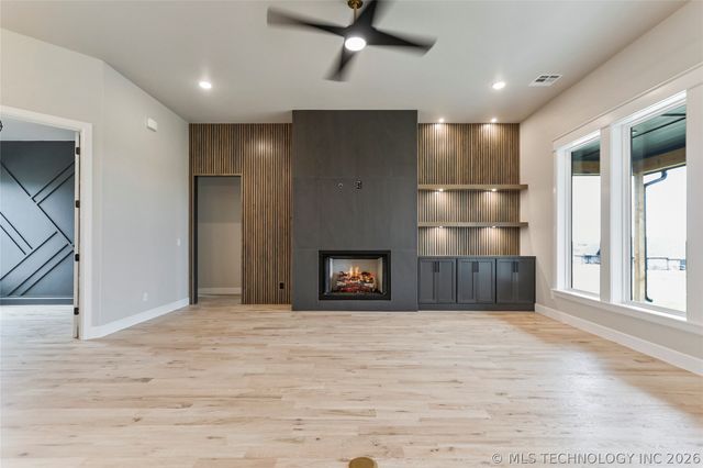 21670 E 112th Place S, Broken Arrow, OK 74014