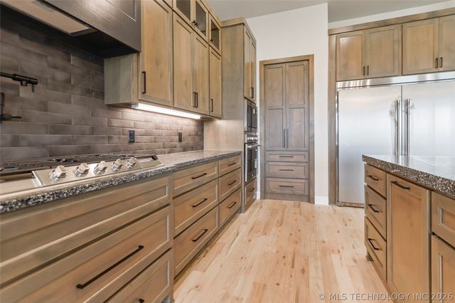 21670 E 112th Place S, Broken Arrow, OK 74014