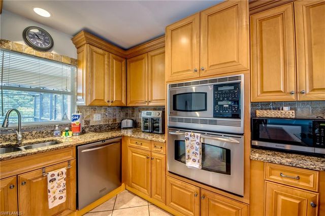 2919 SW 2nd PL, Cape Coral, FL 33914