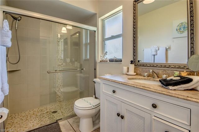 2919 SW 2nd PL, Cape Coral, FL 33914