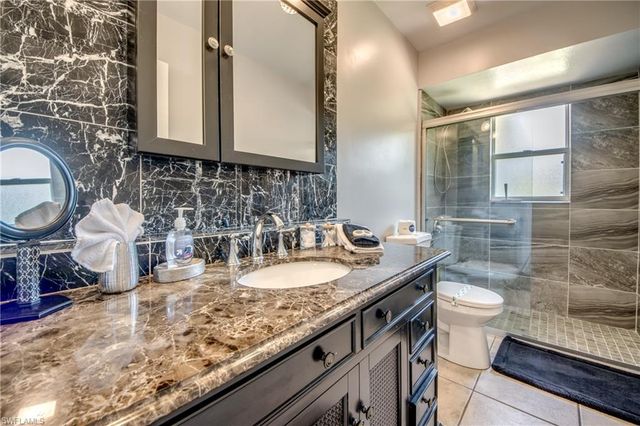 2919 SW 2nd PL, Cape Coral, FL 33914