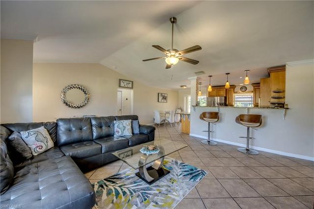 2919 SW 2nd PL, Cape Coral, FL 33914