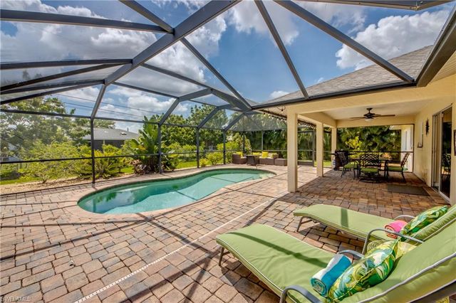 2919 SW 2nd PL, Cape Coral, FL 33914