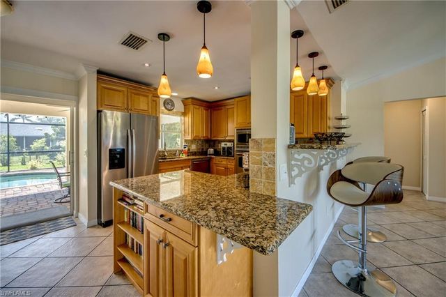 2919 SW 2nd PL, Cape Coral, FL 33914