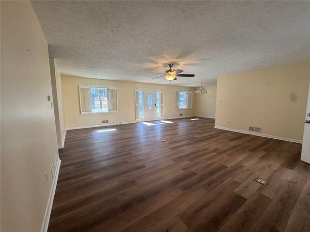 370 Merrydale Drive, Marietta, GA 30064